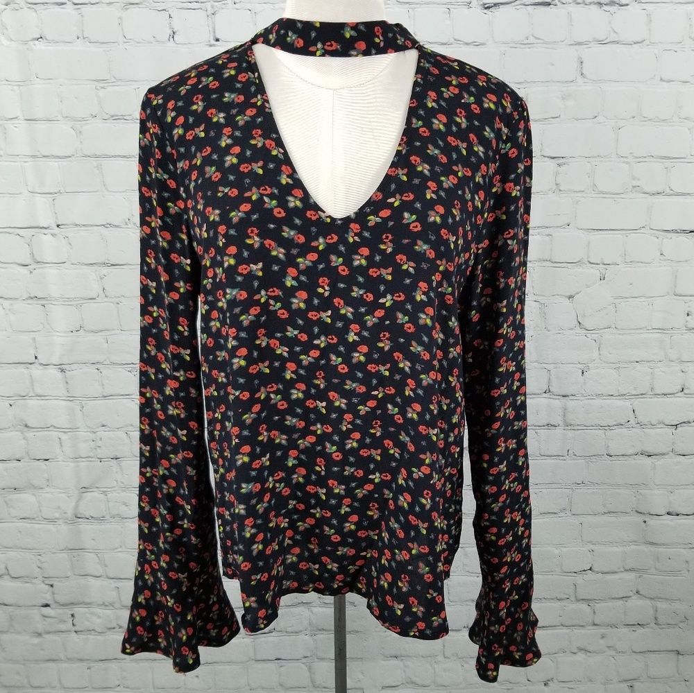 SANCTUARY | dark floral v-neck choker blouse